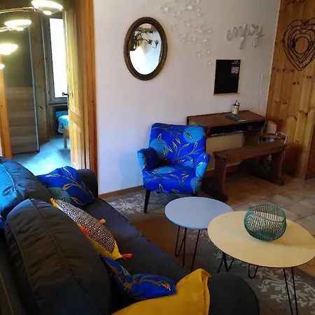 A Flanc De Montagne Apartment *