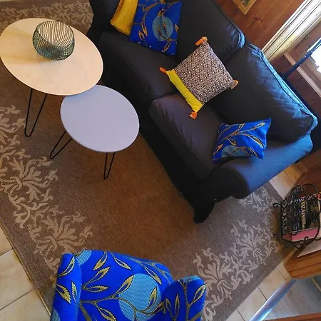 A Flanc De Montagne Le Tretien