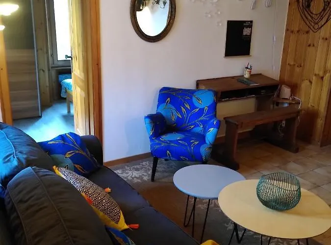 A Flanc De Montagne Apartment *