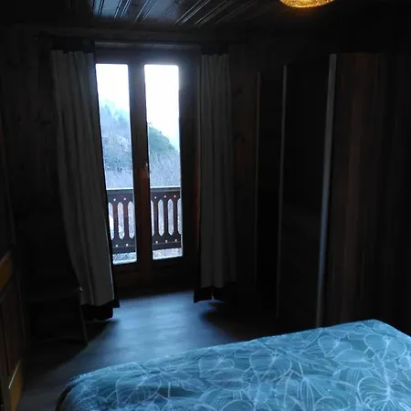 Apartamento à Flanc De Montagne